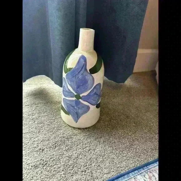 Hand Painted Cornflower Blue Pottery Vase By Tony Terry Nancy Meyers - Picture 1 of 5